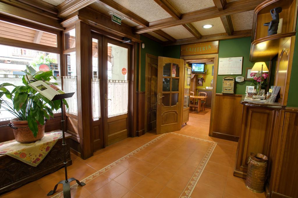 Hotel Avenida Benasque Eksteriør bilde
